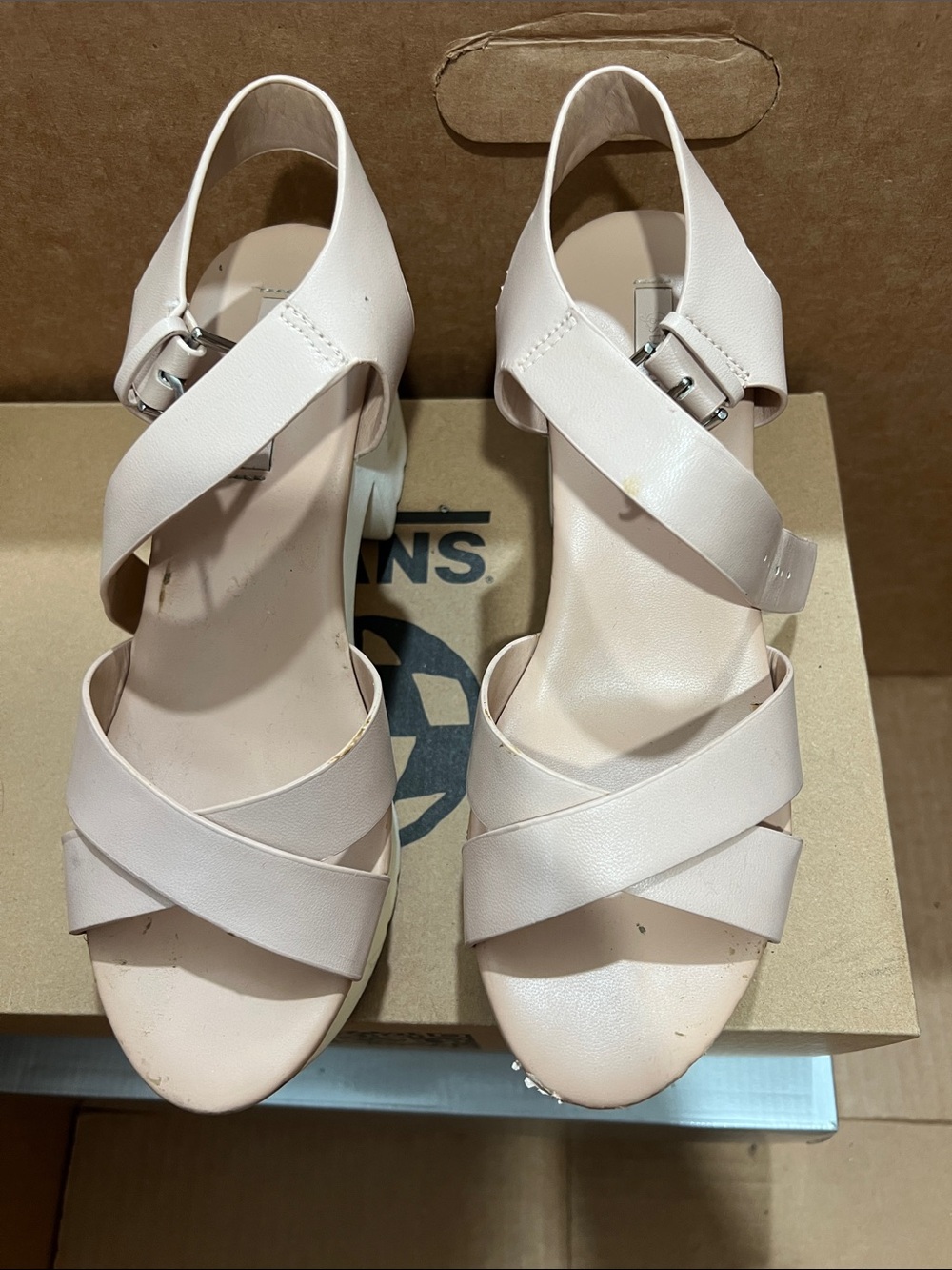Stradivarius Women’s Nude Crisscross Ankle Strap Sandals
